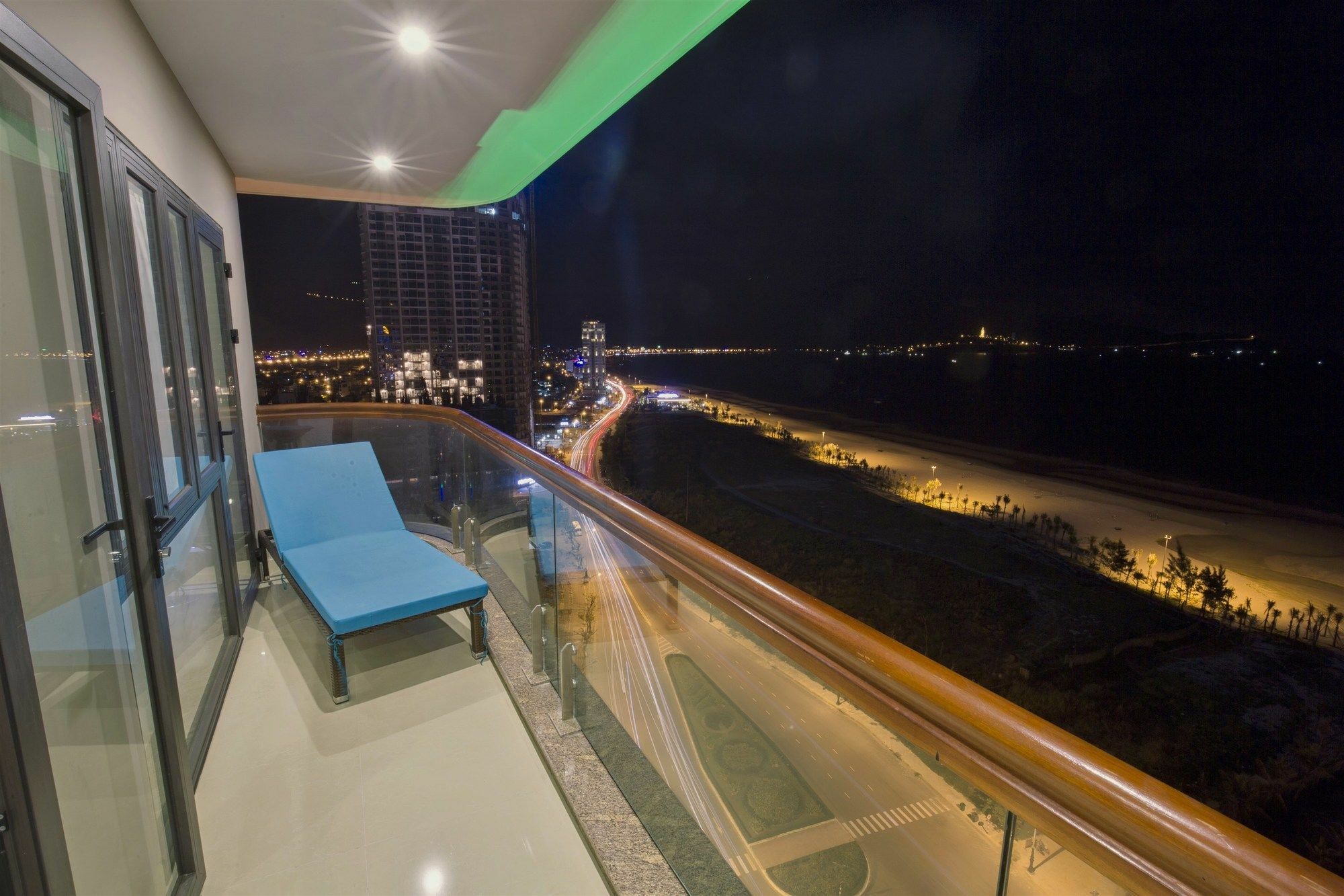 7 Seven Sea Hotel دا نانغ المظهر الخارجي الصورة